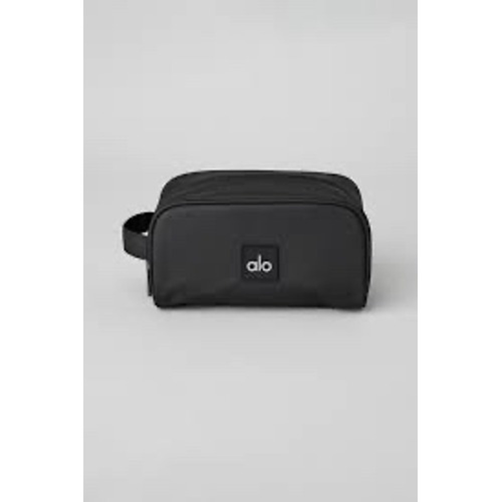 Alo Yoga All In Dopp Kit Bag Black NWT Travel Toiletry Case Organizer